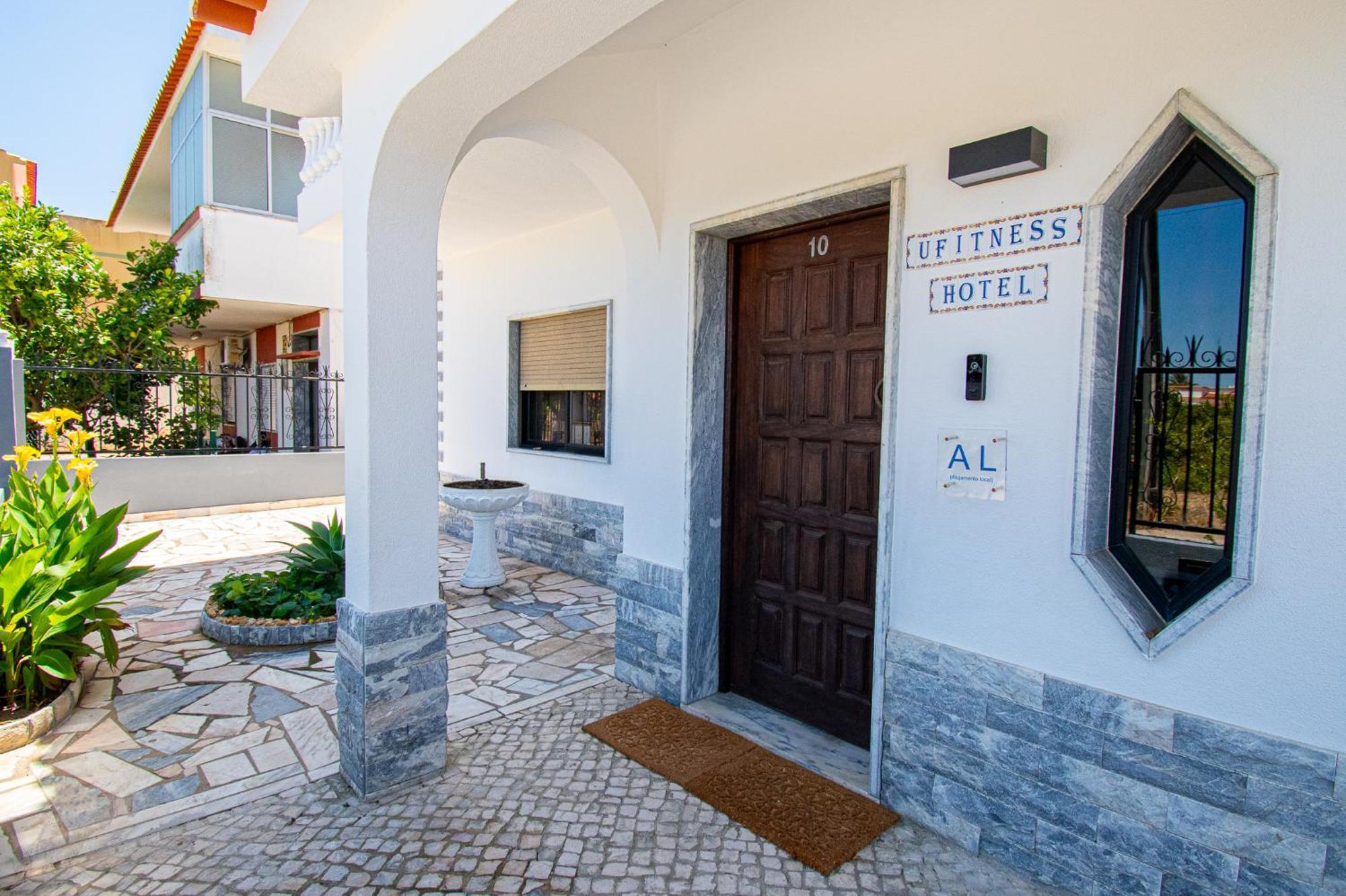 Ufitness Retreat Guesthouse Віла-Реал-де-Санту-Антоніу Екстер'єр фото